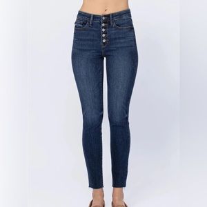 Judy Blue Button Fly Skinny Jean